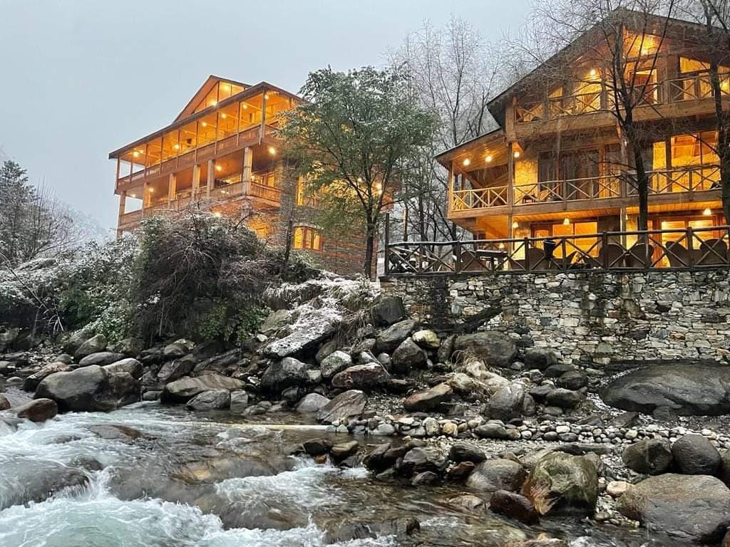 tirthan valley retreat by The bliss from within